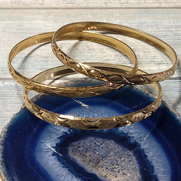 Jewelry - Three Gold Bangle Set